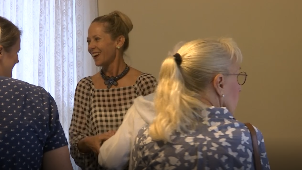 Pie Lady returns to historic home for book signing KTVO