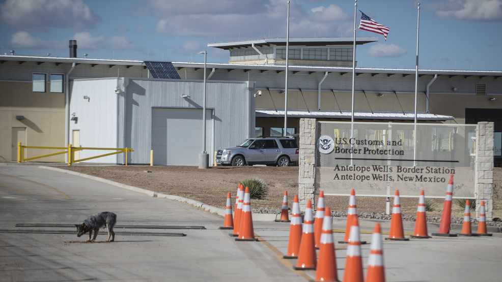 Child Dead-Border Patrol AP18348781910675.jpg