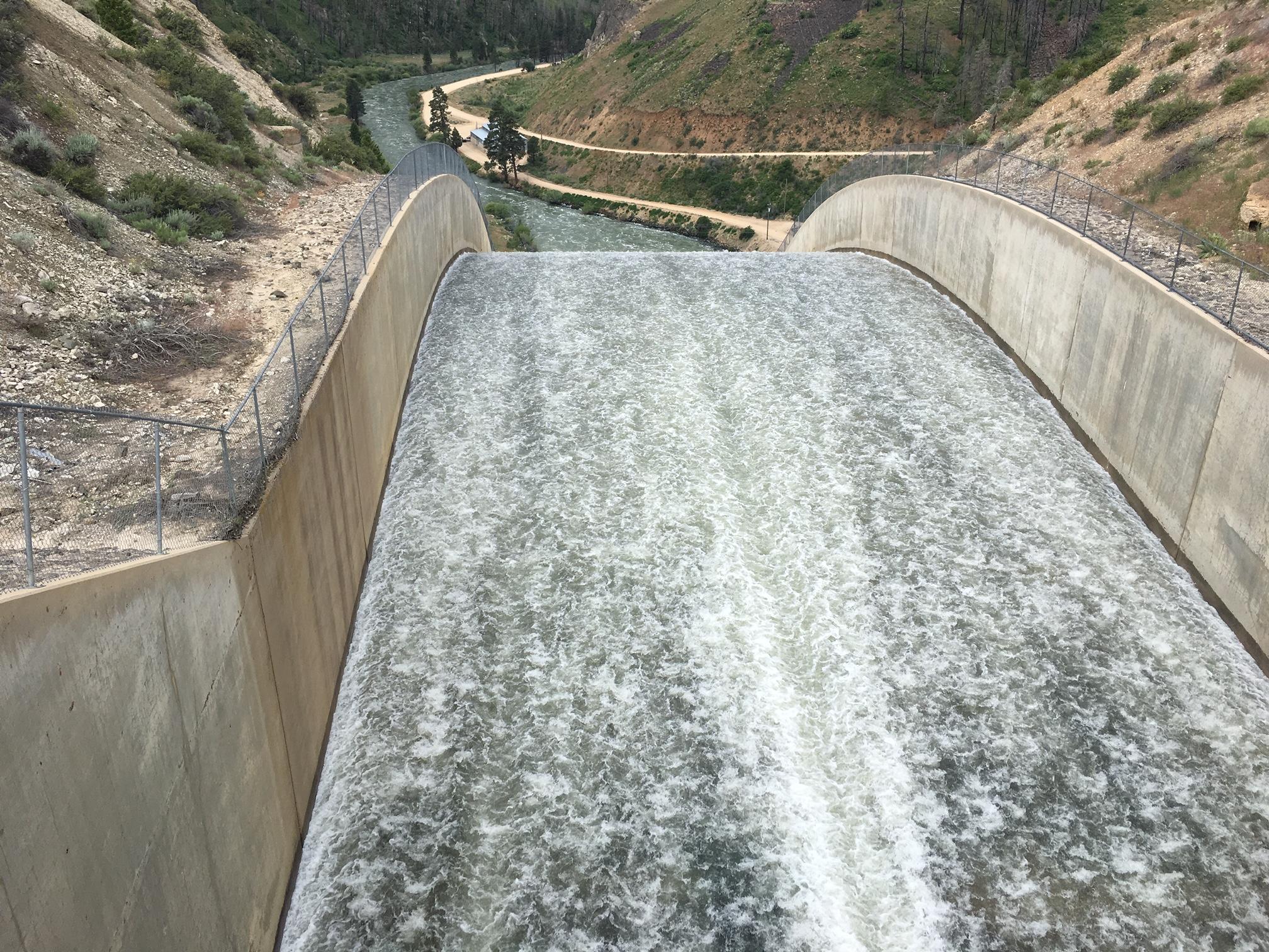 Photos Anderson Ranch Dam Reservoir 99 percent full KBOI