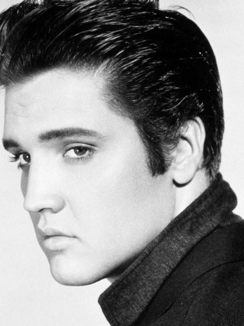 Online Bidding Opens For Elvis Presley Items Katv