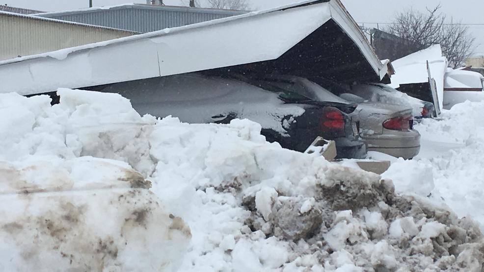 Blizzard Evelyn damages homes, cars WLUK