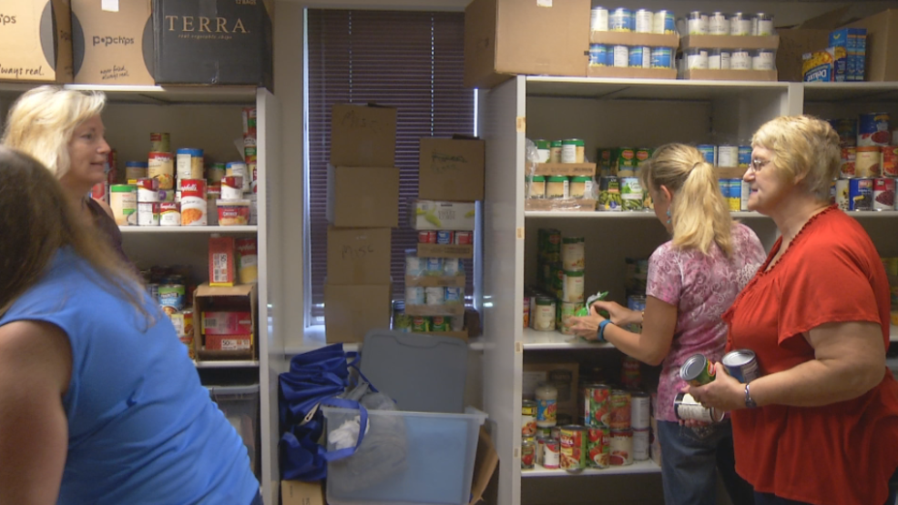 Pay It Forward Volunteers Feed Iowa County Through Amana Food