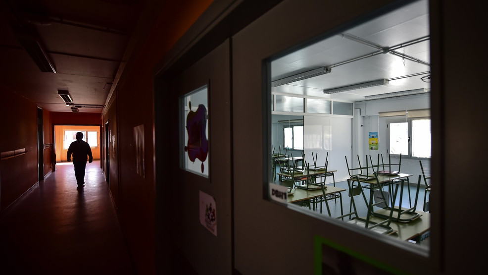 COVID--closed school.jpg COVID--closed school.jpg