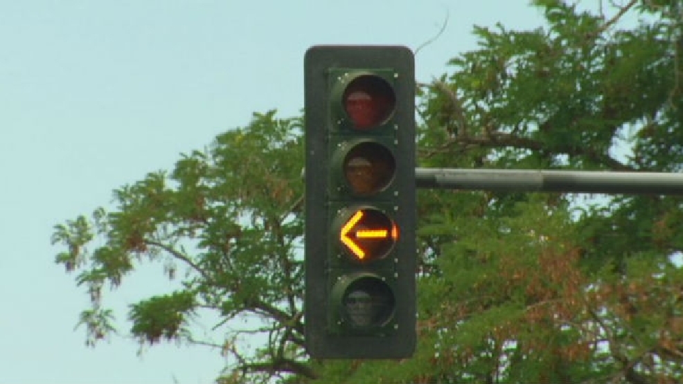 flashing-yellow-traffic-lights-what-do-they-mean-kboi