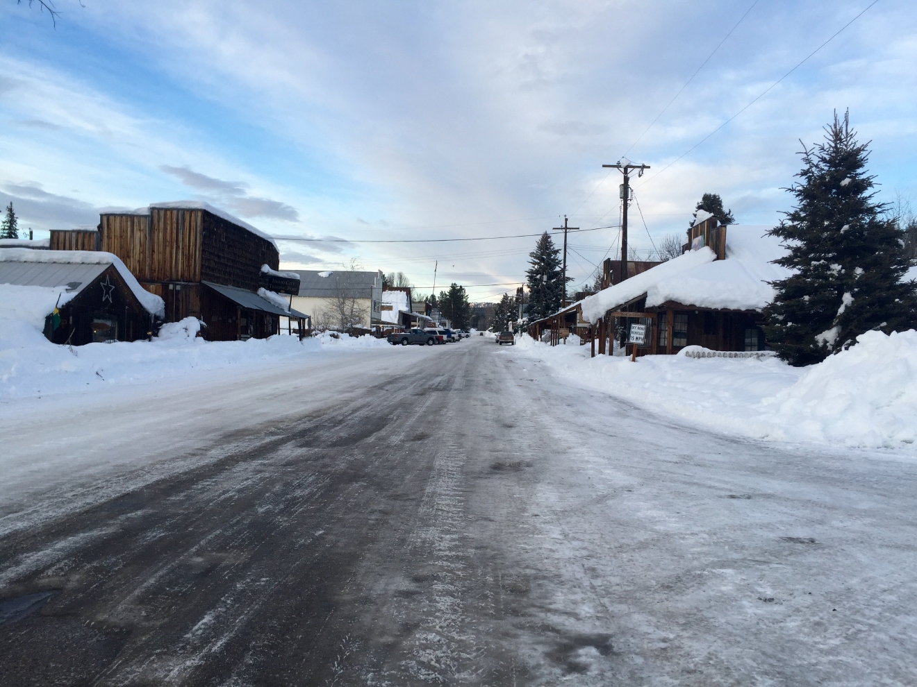 'It's just neverending,' Idaho City preps for more snow KBOI