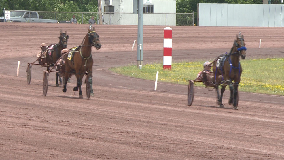 Harness Racing Returns At The Downs At Mohegan Sun Pocono WOLF harness-racing-returns-at-the-downs-at-mohegan-sun-pocono-wolf