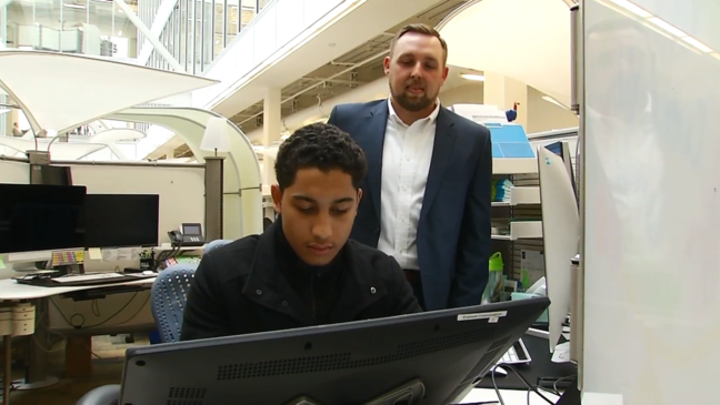 Navy Federal employees making a difference in the lives of students