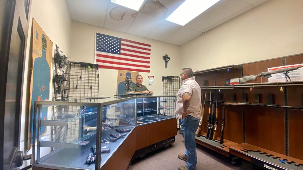 El Paso gun stores seeing an increase in first time buyers KFOX