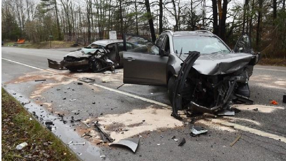 Police looking for witnesses of violent Eliot crash WGME