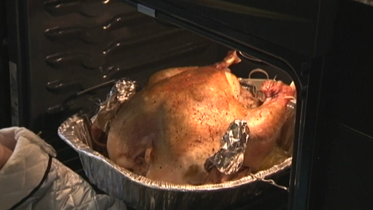 USDA says rinsing your turkey is a big nono WOAI