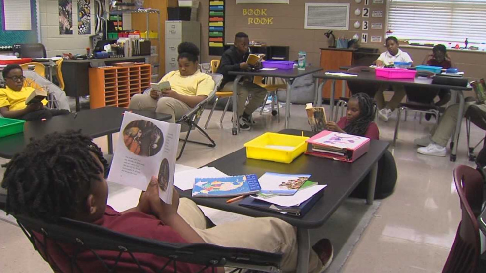 Macon Teacher Sees Classroom Improvements After Tossing Out Traditional Desks Wgxa